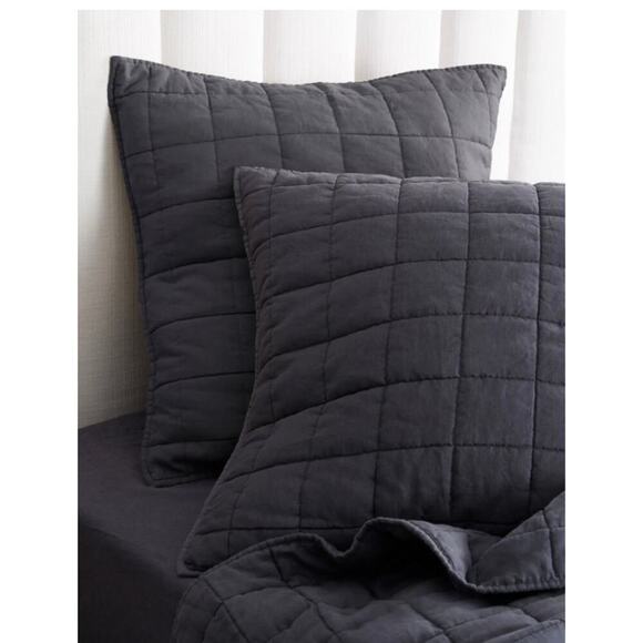 Quince European Linen Quilted Box Euro 26X 26”Sham Grey NWOT #80 - Picture 3 of 4